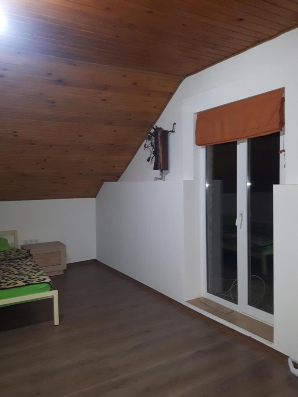 Apartmán Киевская 43 Chorol Exteriér fotografie